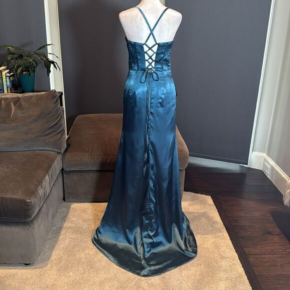 Womens Full Length Prom Party Dress Criss Cross Back Straps Leg Slit Size 2 NWOT - Picture 5 of 11